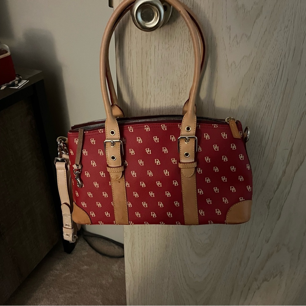 Vintage Dooney & Bourke Red/ Tan Satchel/Shoulder Bag with Eyeglass, ID NO STRAP